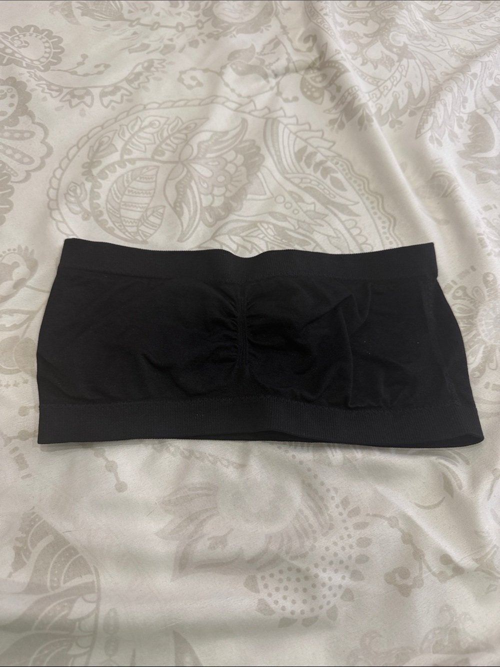 Seamless Black Strapless Bandeau Bra
